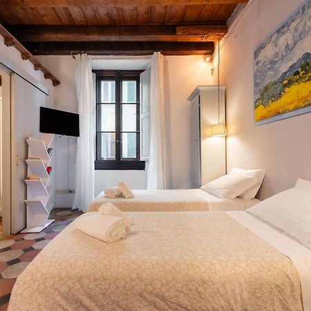 F1 - Santa Croce One Bedroom Apartment For Couples Флоренция Экстерьер фото