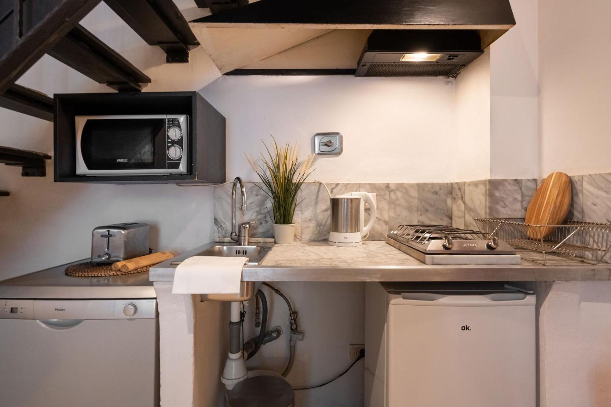 F1 - Santa Croce One Bedroom Apartment For Couples Флоренция Экстерьер фото