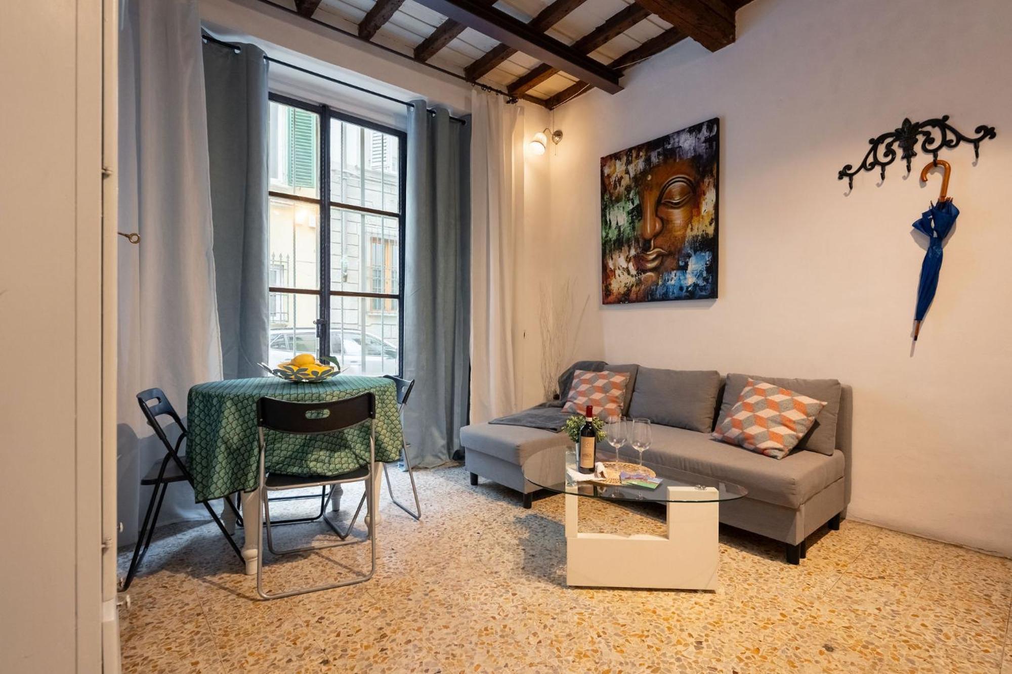 F1 - Santa Croce One Bedroom Apartment For Couples Флоренция Экстерьер фото