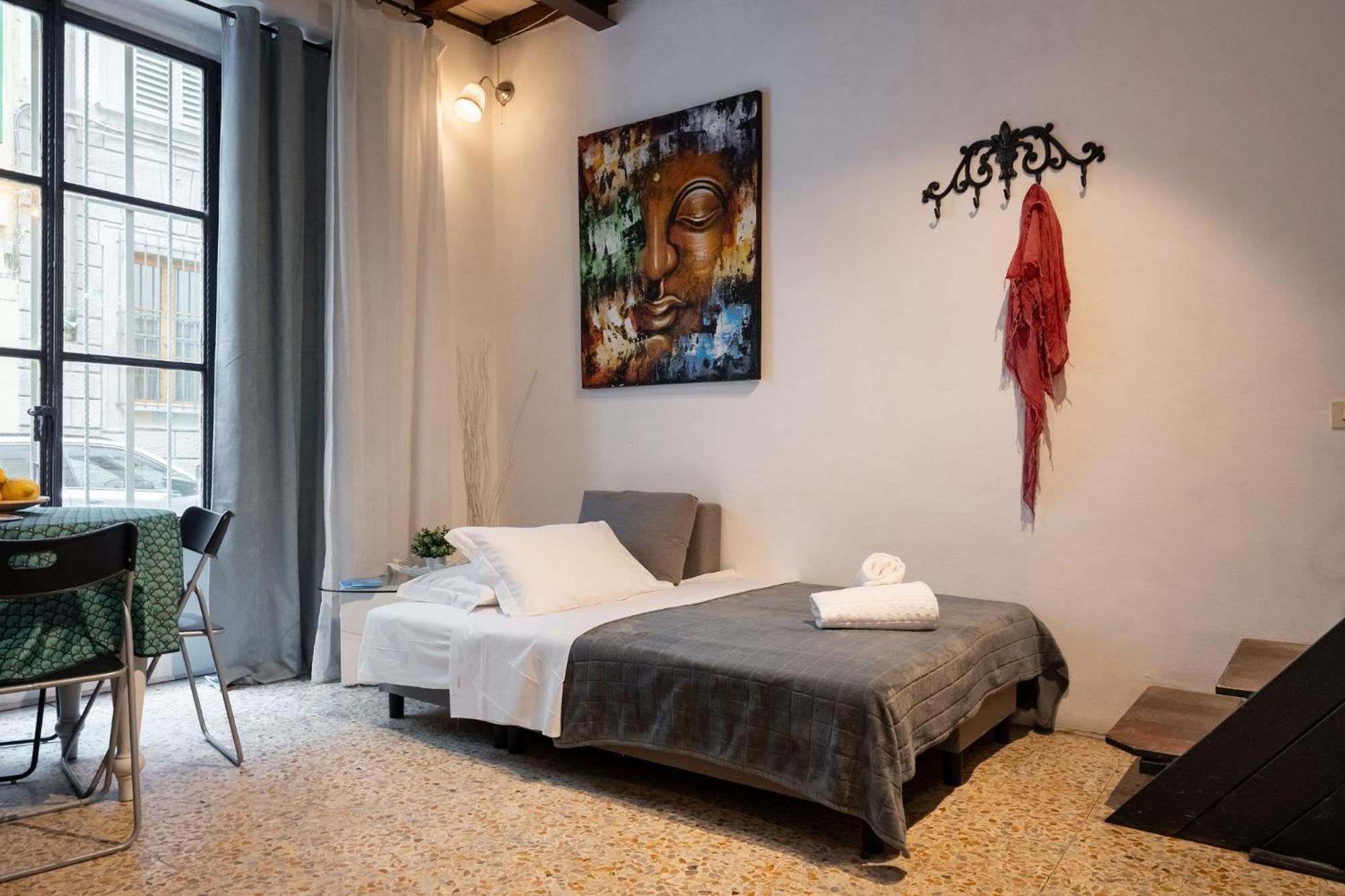 F1 - Santa Croce One Bedroom Apartment For Couples Флоренция Экстерьер фото
